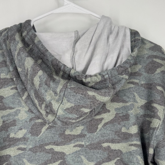 NWT Chaser Camo Green Hoodie Tunic - Picture 5 of 5